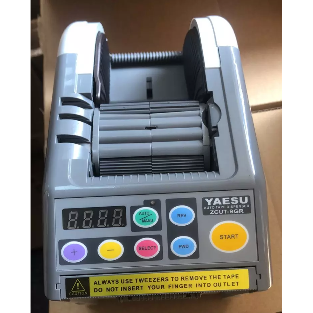 YAESU ZCUT-9GR เครื่องตัดเทป